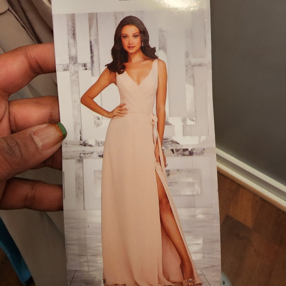MoriLee style 21532 Latte Size 20